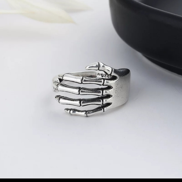 Sterling Silver Skeleton Ring - Picture 3 of 4